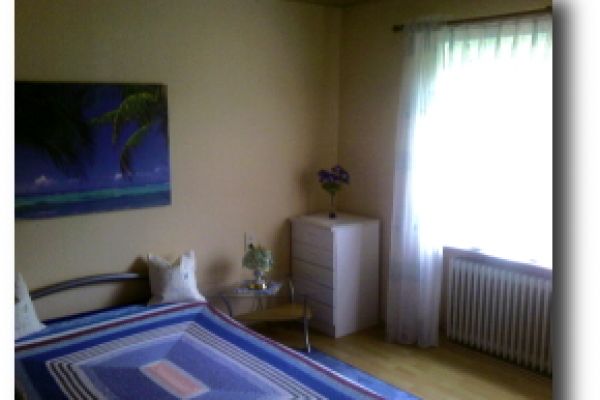 schlafzimmer-26C5C709C-085E-A91E-F5F4-B81845D7008E.jpg